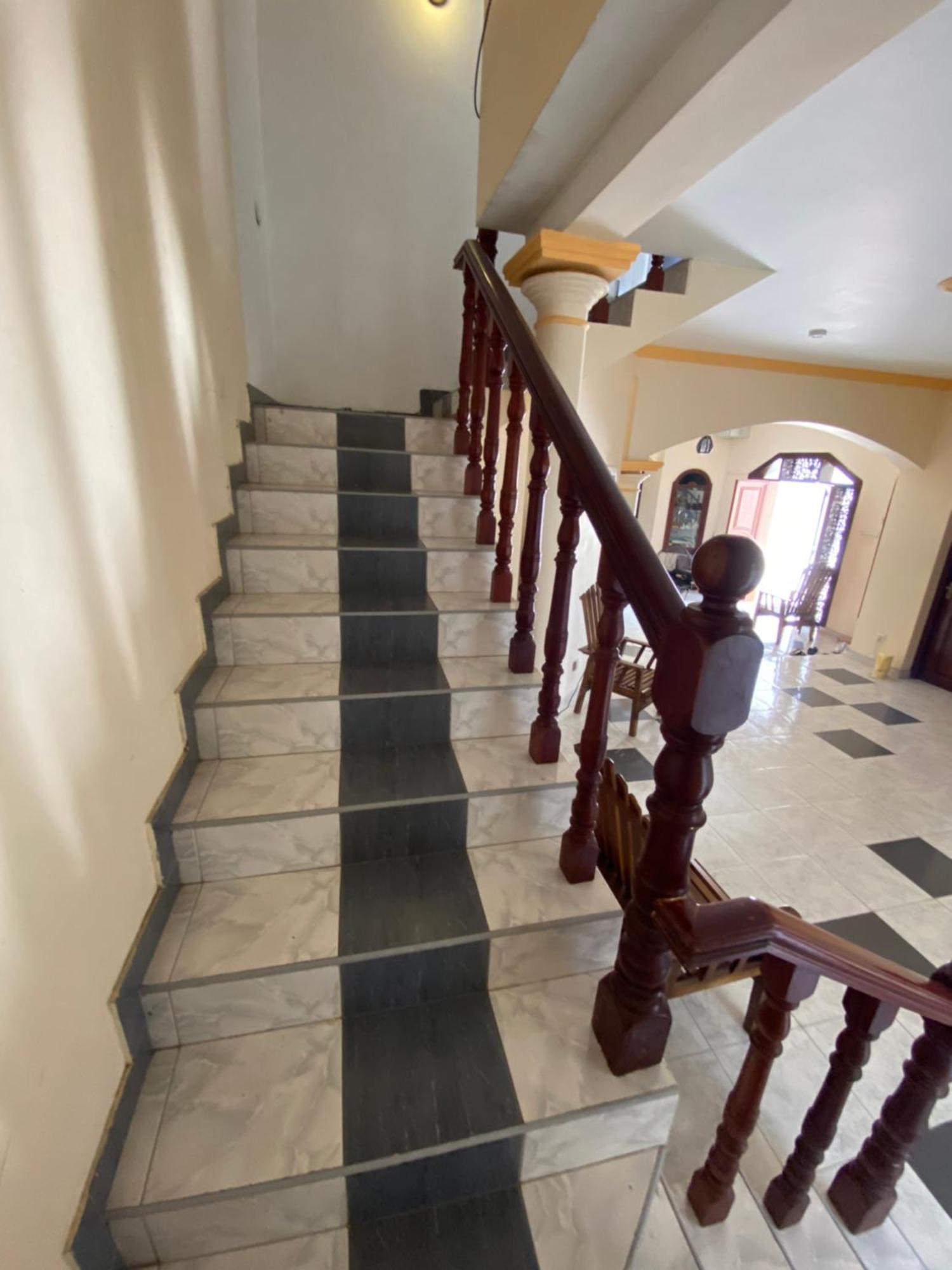 The Serene House Negombo Bagian luar foto